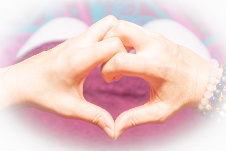 Purna Hridaya Mudra